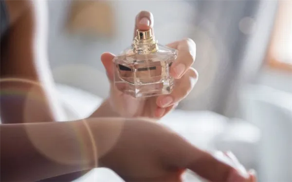 Что такое пудровый аромат в парфюмерии. Пудровые ароматы духов для женщин. 2