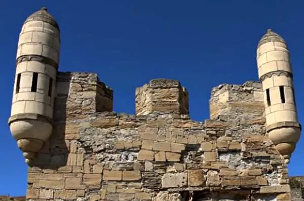Бойницы крепости Ени-кале