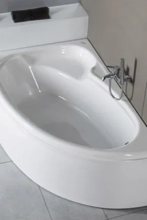 Каких размеров бывают угловые ванны? 