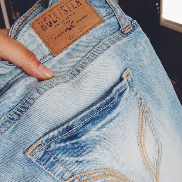 как правильно стирать одежду из джинсовой ткани