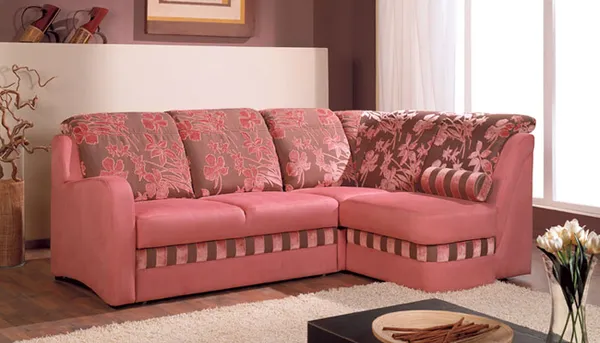 Розовая ткань для обивки мебели