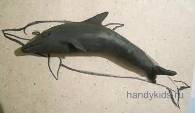 Дельфин из пластилина
