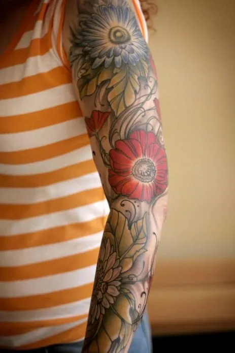 женский тату рукав с цветами