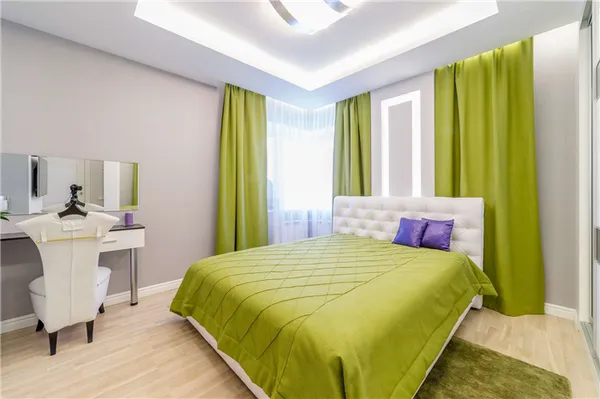 Зеленая спальня: оттенки, сочетания, советы, выбор отделки, правила комбинирования изумрудных и салатовых цветов, 150 фото. Спальня в зеленых тонах. 17