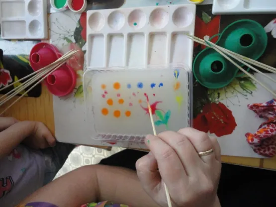 Мастер-класс «Техника нетрадиционного рисования «Эбру» как средство развития творческих способностей дошкольников»методическая разработка по рисованию. Эбру рисование на воде. 4