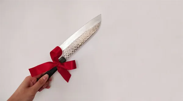 Почему нельзя дарить ножи в подарок