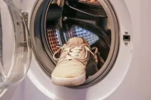 Замшевые кеды можно стирать в машинке