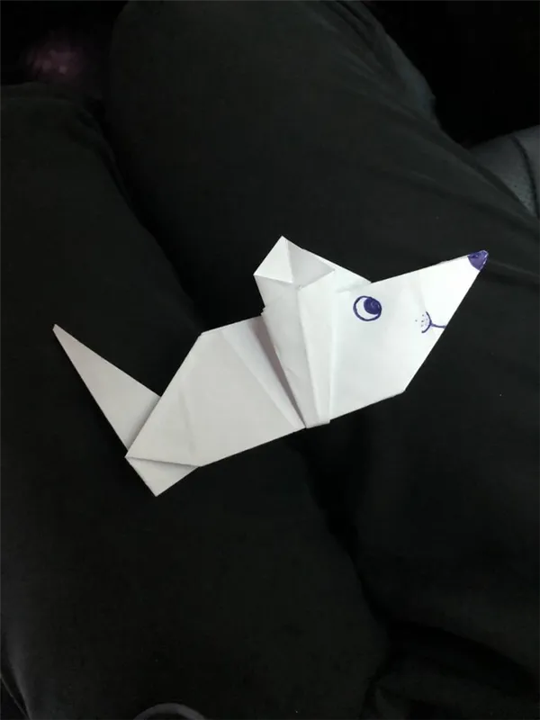 Мастерим мышку в различных техниках оригами. Как сделать мышку из бумаги. 9