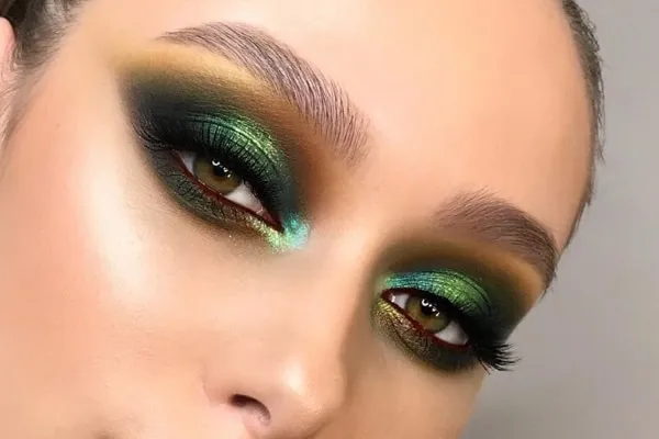 Зеленый макияж для зеленых глаз