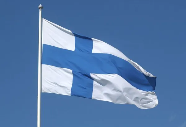Скандинавский крест на флаге Финляндии