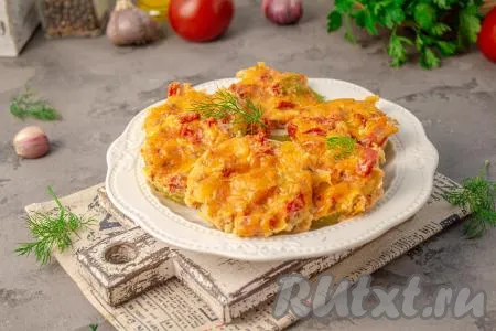 Кабачки, запеченные кружочками в духовке с помидорами и сыром 11