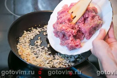 Жареные пирожки с мясом, Шаг 02